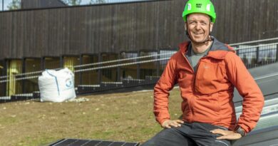 Glasopor delivered to The Plus Furniture Factory Breeam Outstanding